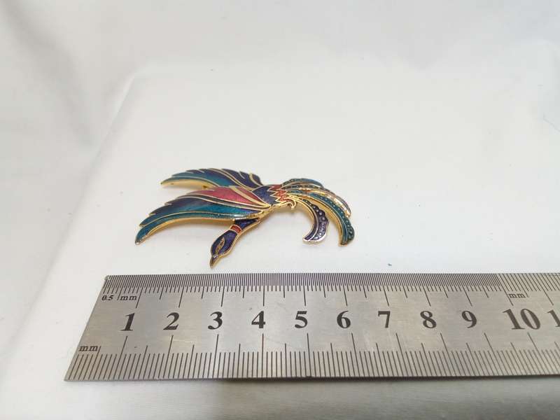 Stunning vintage cloisonne enamelled bird brooch
