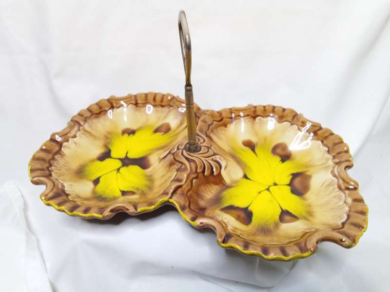 Stunning vintage 1970s Maddux of California pottery serving divided dish