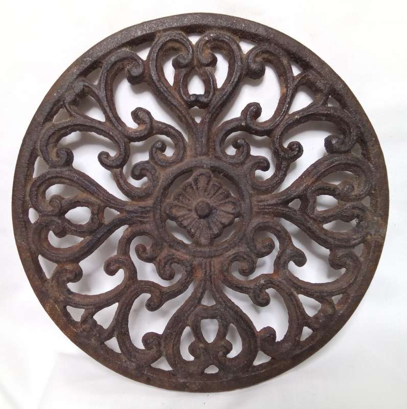 Beautiful Metal trivet