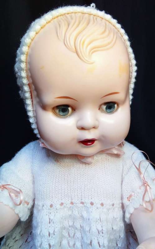 Beautiful large Kader doll