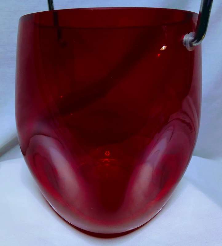 Gorgeous thick red glass vase/ice bucket (?)