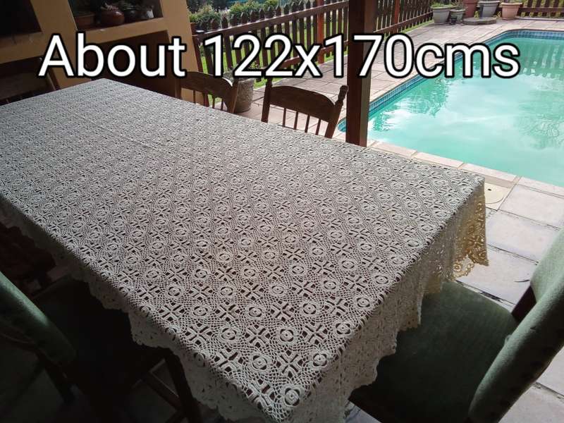 Magnificent large vintage hand crocheted tablecloth