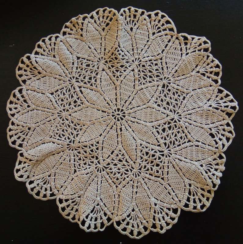 Very pretty vintage crocheted doily