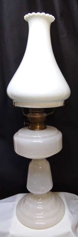 Stunning Vintage Milk glass single burner lamp with white glass shade