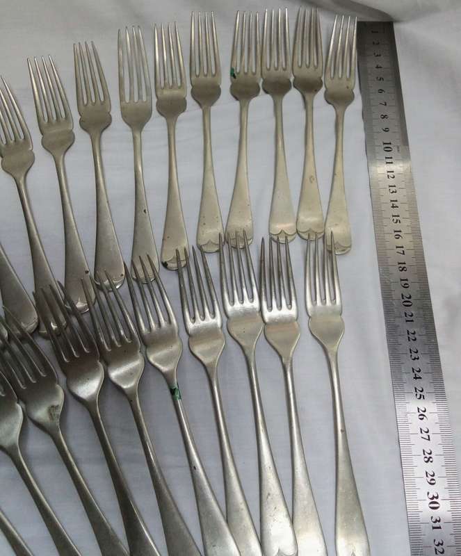 25 Vintage silver plated forks