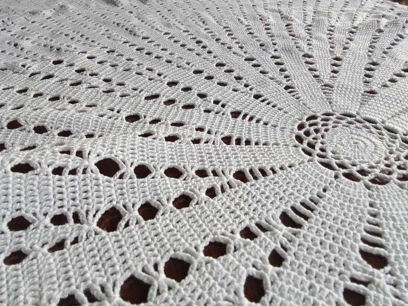 Stunning large white vintage hand crocheted round tablecloth