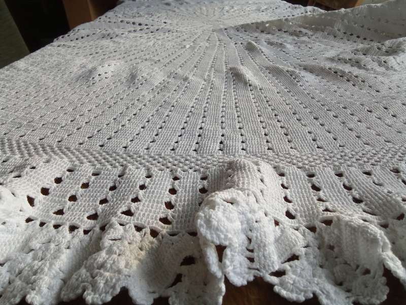 Stunning large white vintage hand crocheted round tablecloth