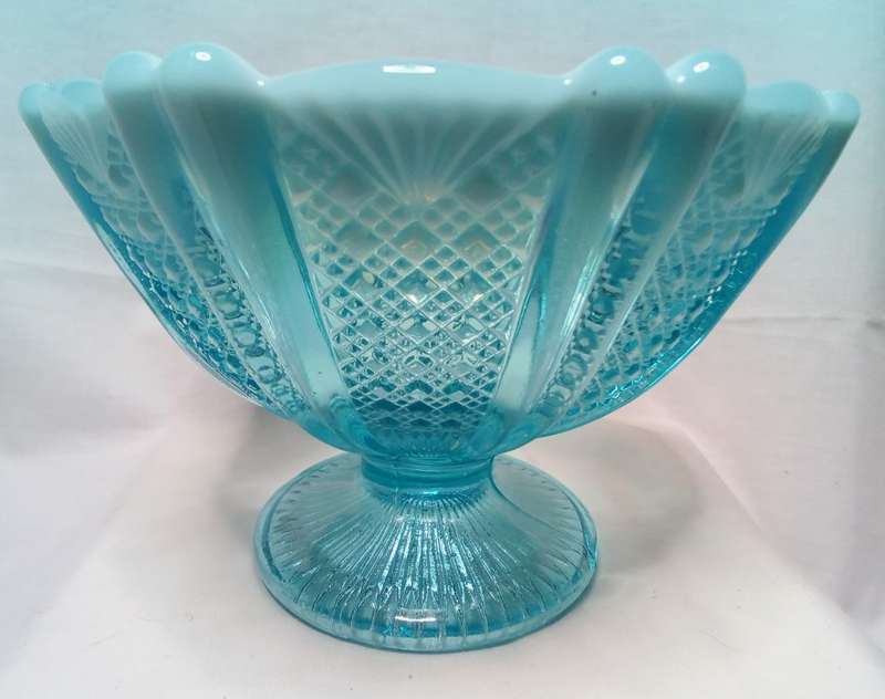 Davidson 1900's Blue Pearline Glass 'Richelieu' Bowl