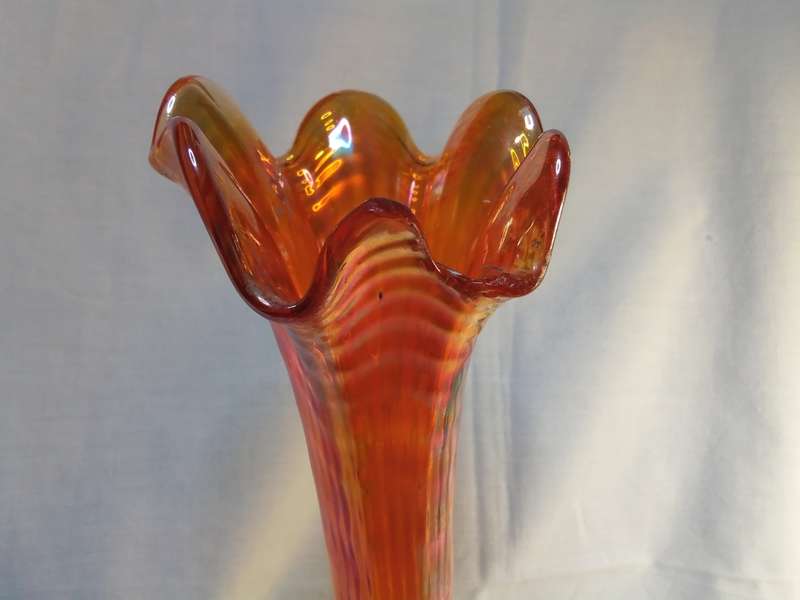 Pretty Vintage carnival glass vase
