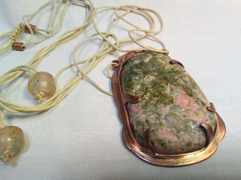 Stunning bulky hand made Unakite pendant