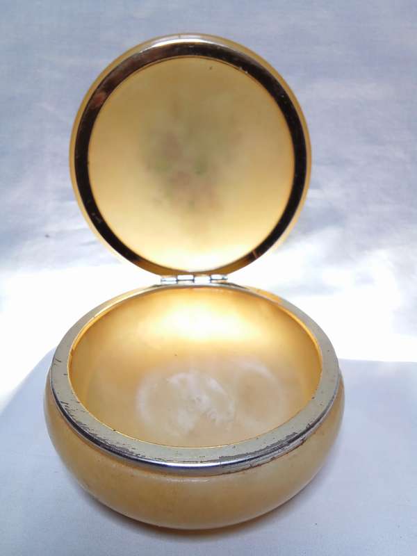 Vintage Italian Alabaster trinket box with hinged lid