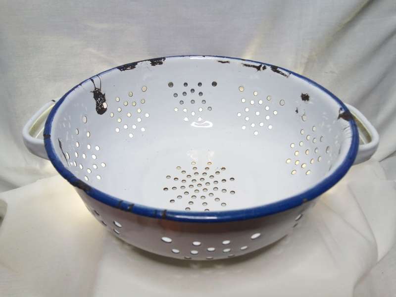 Stunning vintage enamel colander