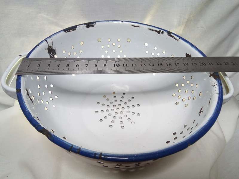 Stunning vintage enamel colander