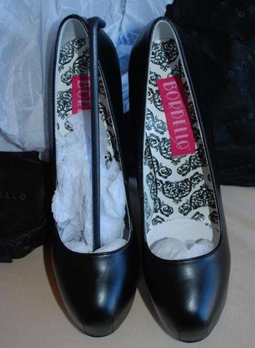 Bodello Burlesque Pumps (US size 8)