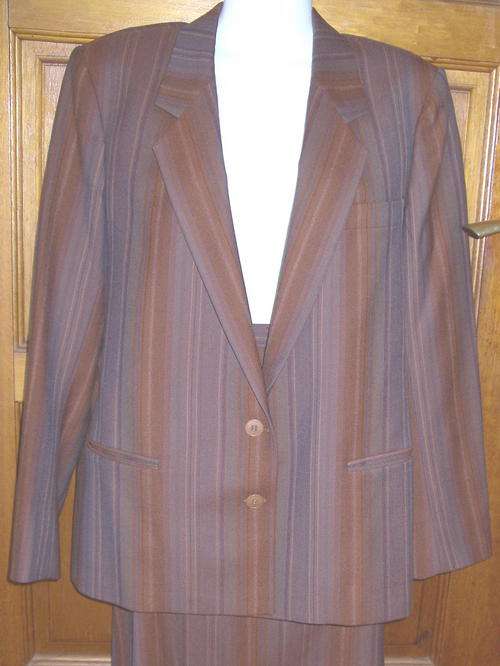 VINTAGE CLASSIC!  LADIES 'CARDUCCI' PURE WOOL WINTER WEIGHT SUIT - FULLY LINED - SIZE 14