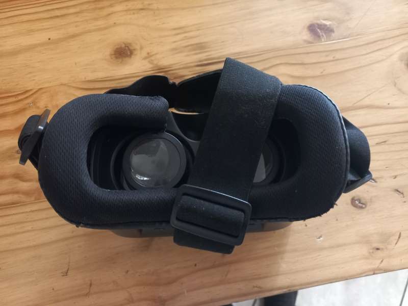 Amplify Pro Image Series VR Headset