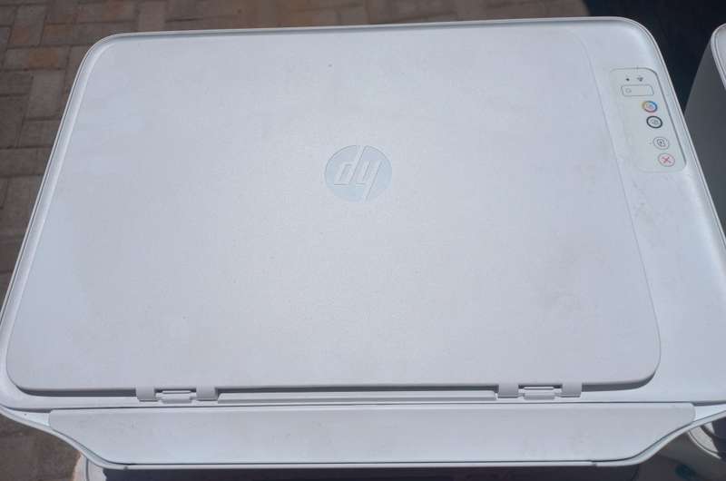 HP Deskjet 2320 (No-Cartidges, un-Tested)