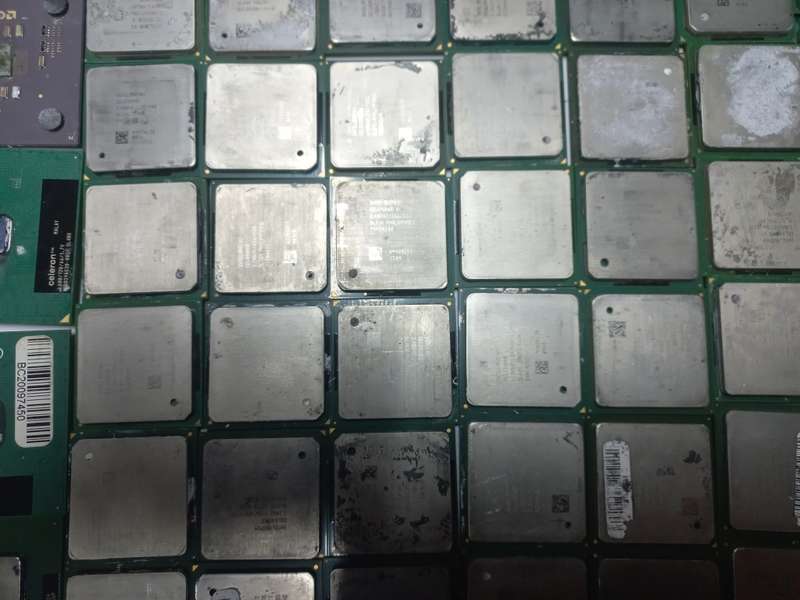 180 CPUs for Socket 370, 478, 775 AMDs, and laptop processors.