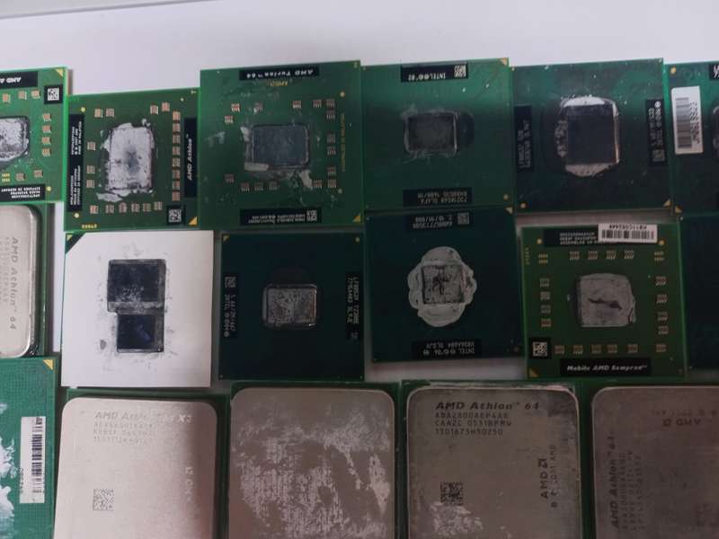 180 CPUs for Socket 370, 478, 775 AMDs, and laptop processors.