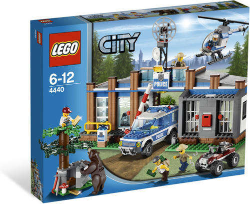 LEGO City - Forrest Police Station - 4440