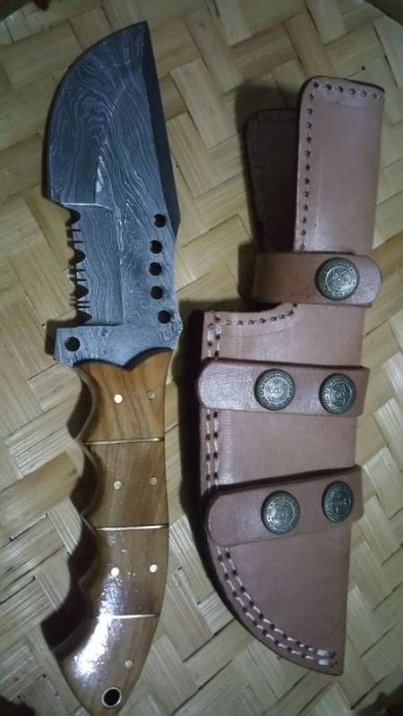 Handcrafted Damascus Steel Tracker Knife