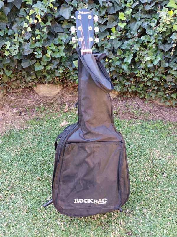 Johnson by axl acoustic guitar jg-610-B with Fishman Classic 4 electric pickup