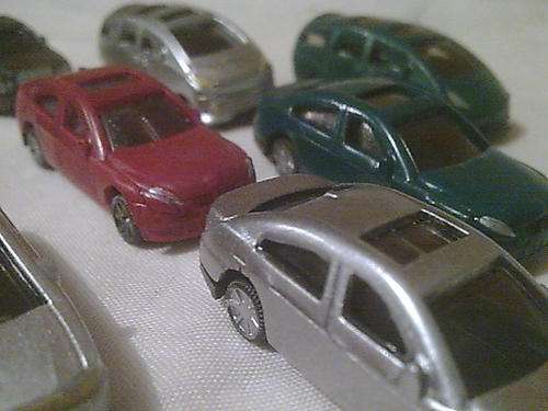 9 Assorted Cars HO Scale well painted Model Cars