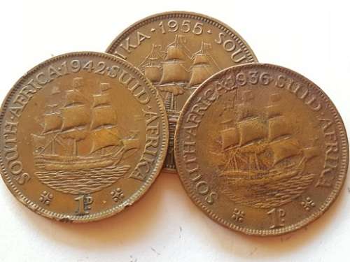 SET OF 3 X ONE PENNY COINS - 1936/1942/1955