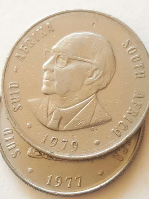 SET OF 2 X ONE RAND COINS - 1977/1979