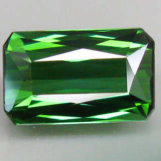 BEYOND STUNNING 1.70 cts Genuine Unheated Forest Green TOURMALINE!