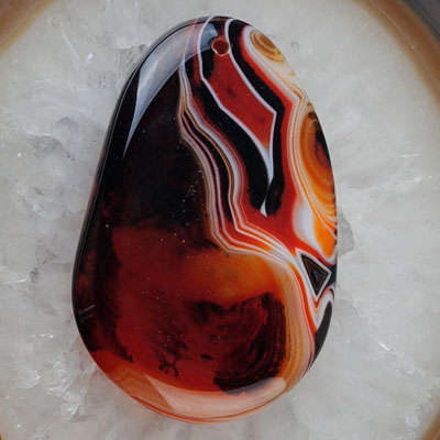 GEMTASTIC Orange-brown  Banded Agate gemstone!