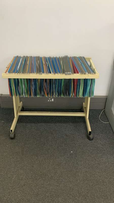 Mobile filing stand