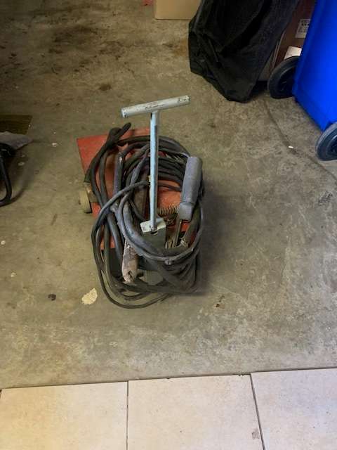 Welding machine