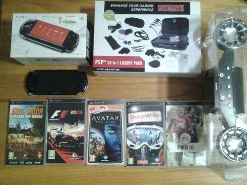 PSP 3004 SLIM WITH ALOT OF ACCESSORIES-_-_ FREE SHIPPING