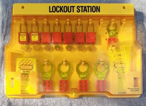 Master Lock Lockout station