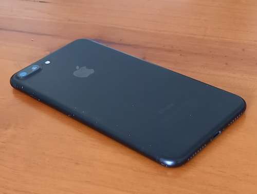 Iphone 7plus  as spares Read description