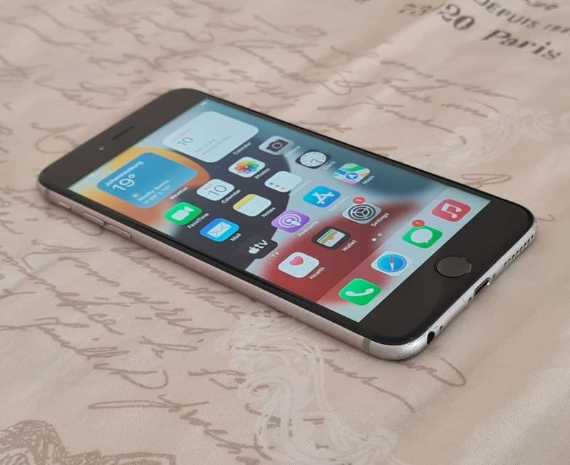 Iphone 6s plus 64GB  READ DESCRIPTION BEFORE PURCHASE