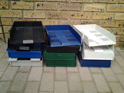 PAPER TRAYS - Lot of 18 Trays