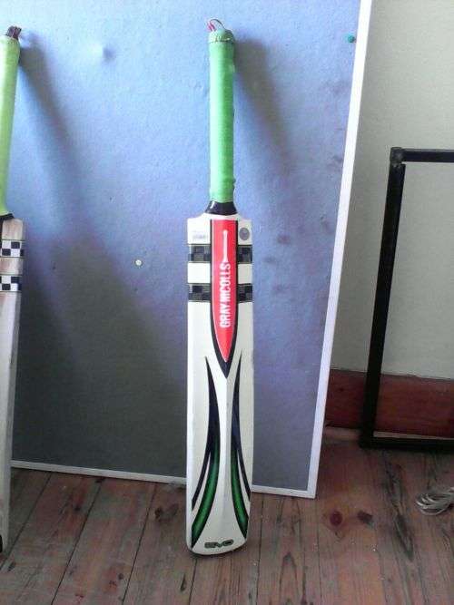 Gray Nicolls Bat