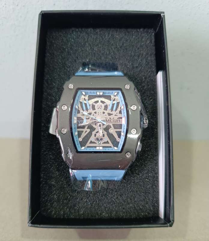 Megir Mens Tonneux - x Chronograph Watch