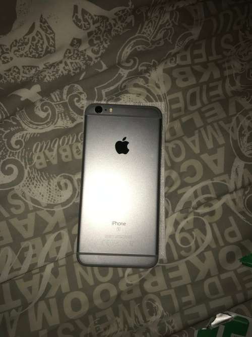 Space Grey I phone 6s plus  128gb- excellent condition with Extras
