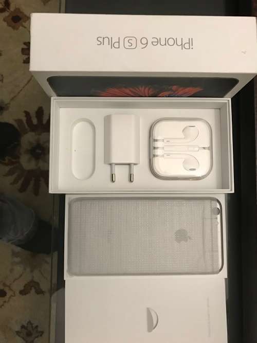 Space Grey I phone 6s plus  128gb- excellent condition with Extras