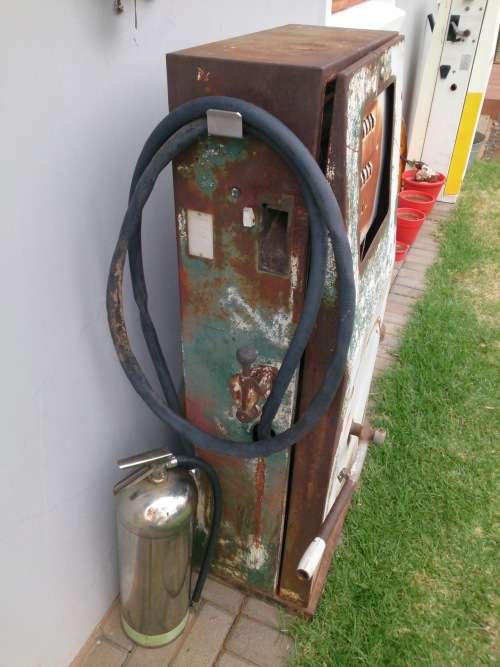 MAKE AN OFFER!!! Stunning Old Farm Hand Crank Gas Pump!!!