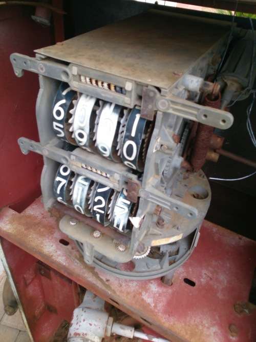 MAKE AN OFFER!!! Stunning Old Farm Hand Crank Gas Pump!!!