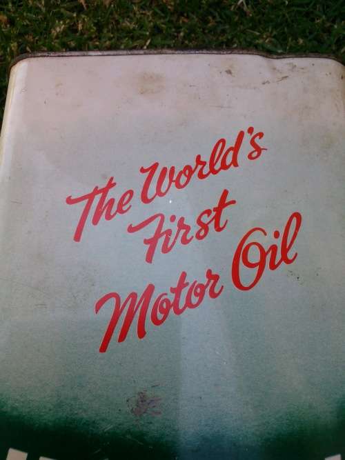 RARE FIND! Vintage VALVOLINE 1 Gallon Motor Oil Tin Can