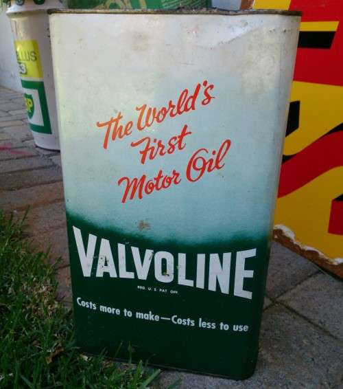 RARE FIND! Vintage VALVOLINE 1 Gallon Motor Oil Tin Can