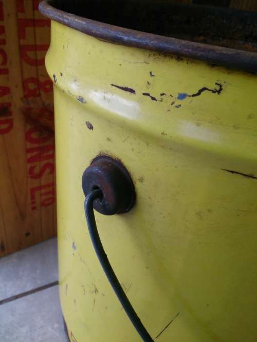 Old SHELL Alvania R2 15kg Grease Tin!
