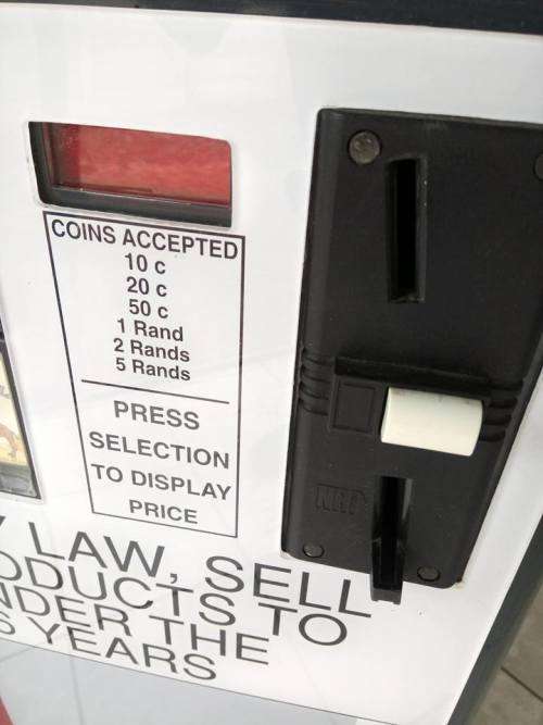 Awesome DUNHILL Cigarette Vending Machine!!!