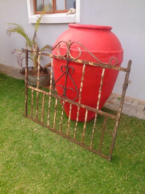 Stunning Antique Wrought Iron Garden Fence Gate!