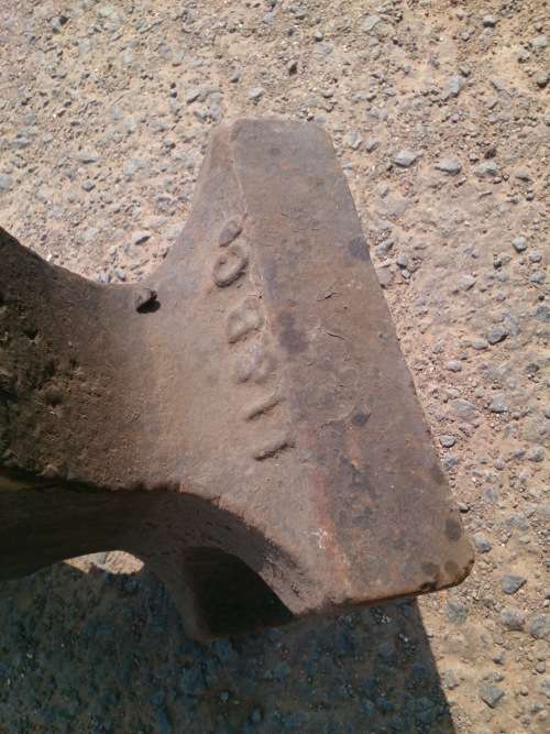 Big 100 lbs Cast Anvil!